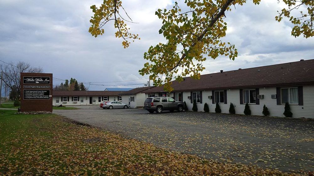 The Walla Walla Inn Rainy River Kültér fotó